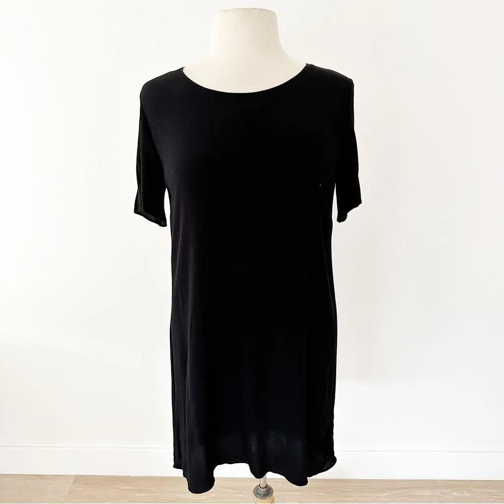 Wilfred Free Aritzia Teigen Black 90s Crepe Mini Shift T-Shirt Dress | Small - Image 3