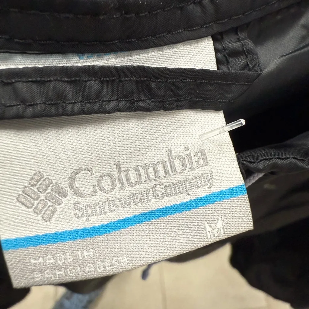 Columbia Gray Raincoat Lightweight Water-Resistant Design - Image 2