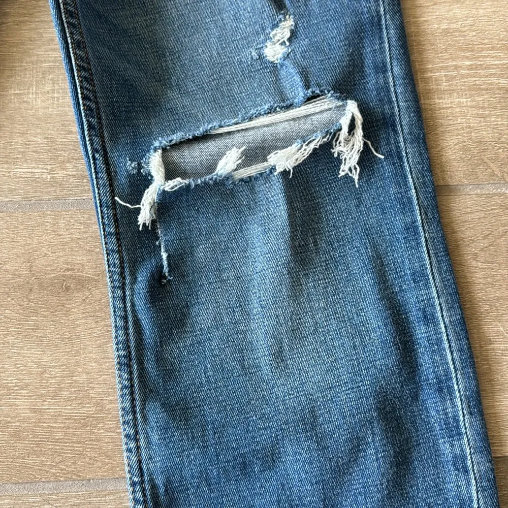 Abercrombie and Fitch The Ankle Straight Ultra High Rise Jeans Size: 27 Short - Image 4