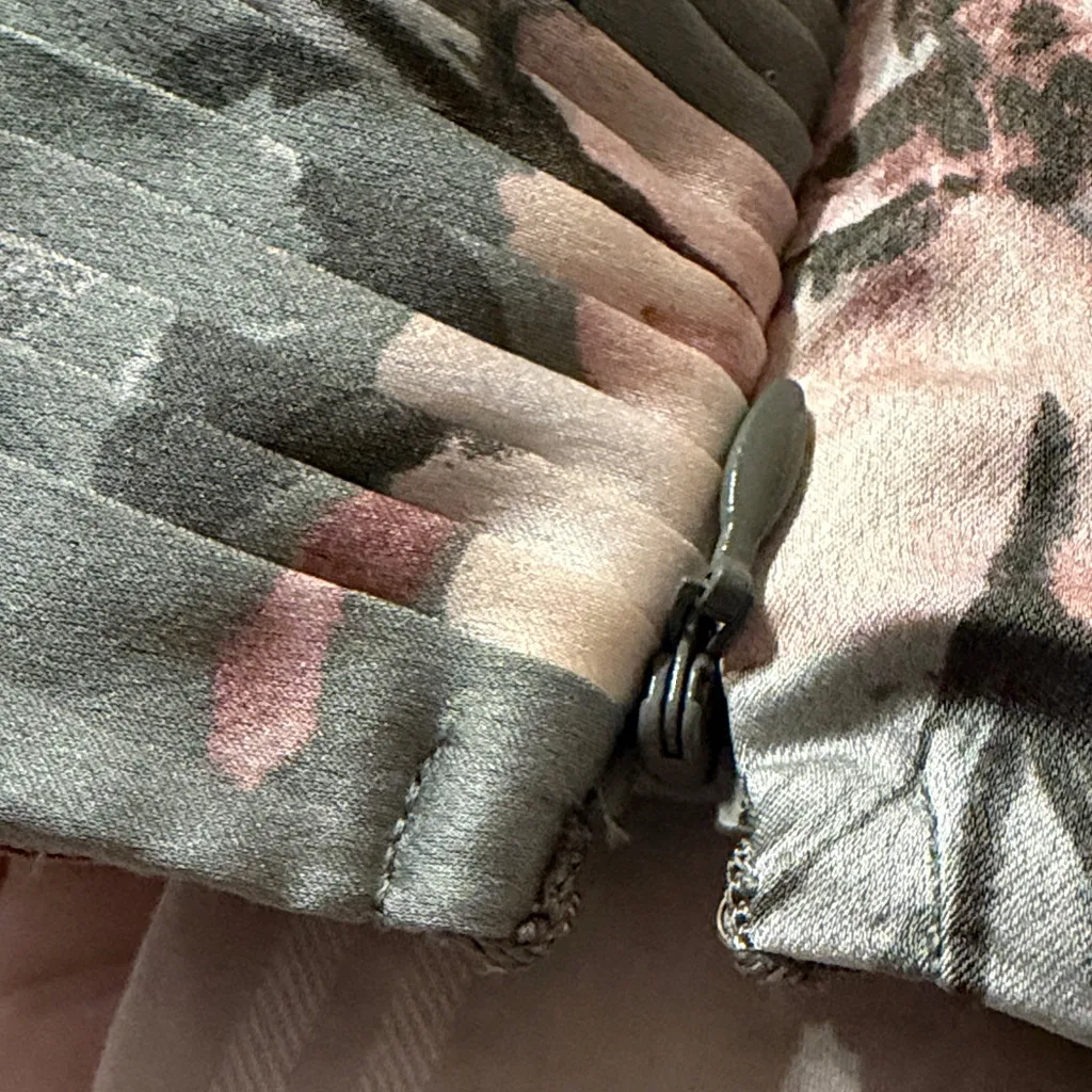 Floral Wrap Crop Top - Image 8