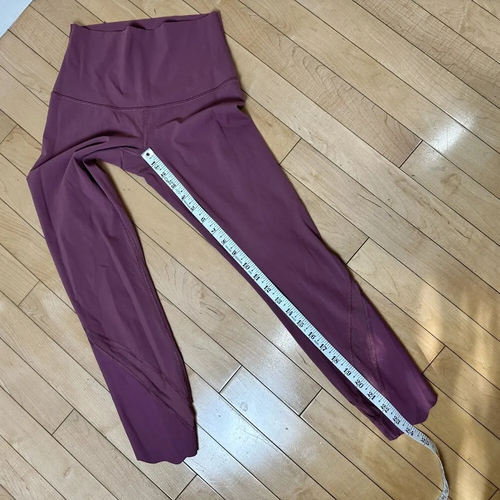 RARE LULULEMON Mauve Leggings with Scallop & Mesh Detail Size 2 - Image 4