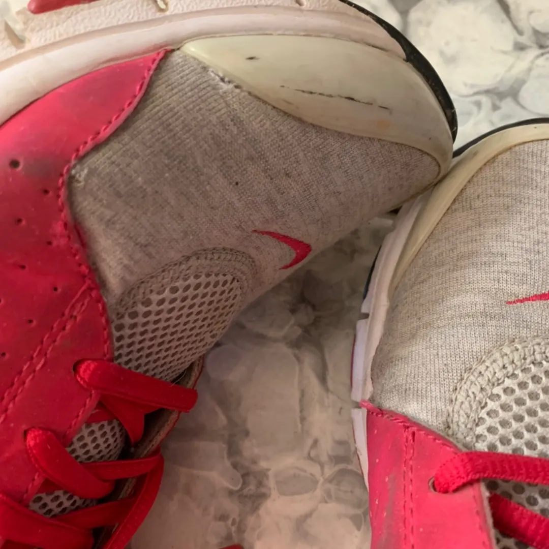 Pink & Grey Athletic Sneakers Size 6.5 - Image 4