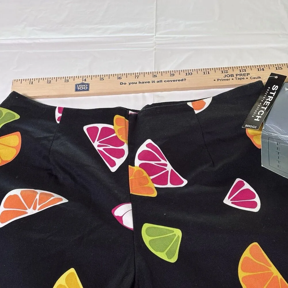 Briggs Women's Vintage 90's Petite Black Fruit Slice Print Cropped Pant - Image 4
