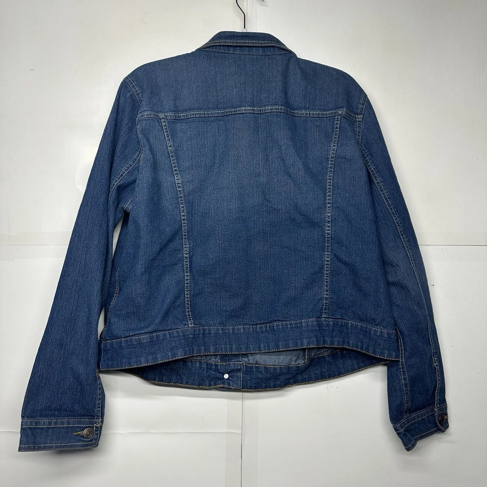 Faded Glory Women’s Jean Jacket Size XXL Blue Denim Button Front Classic - Image 12