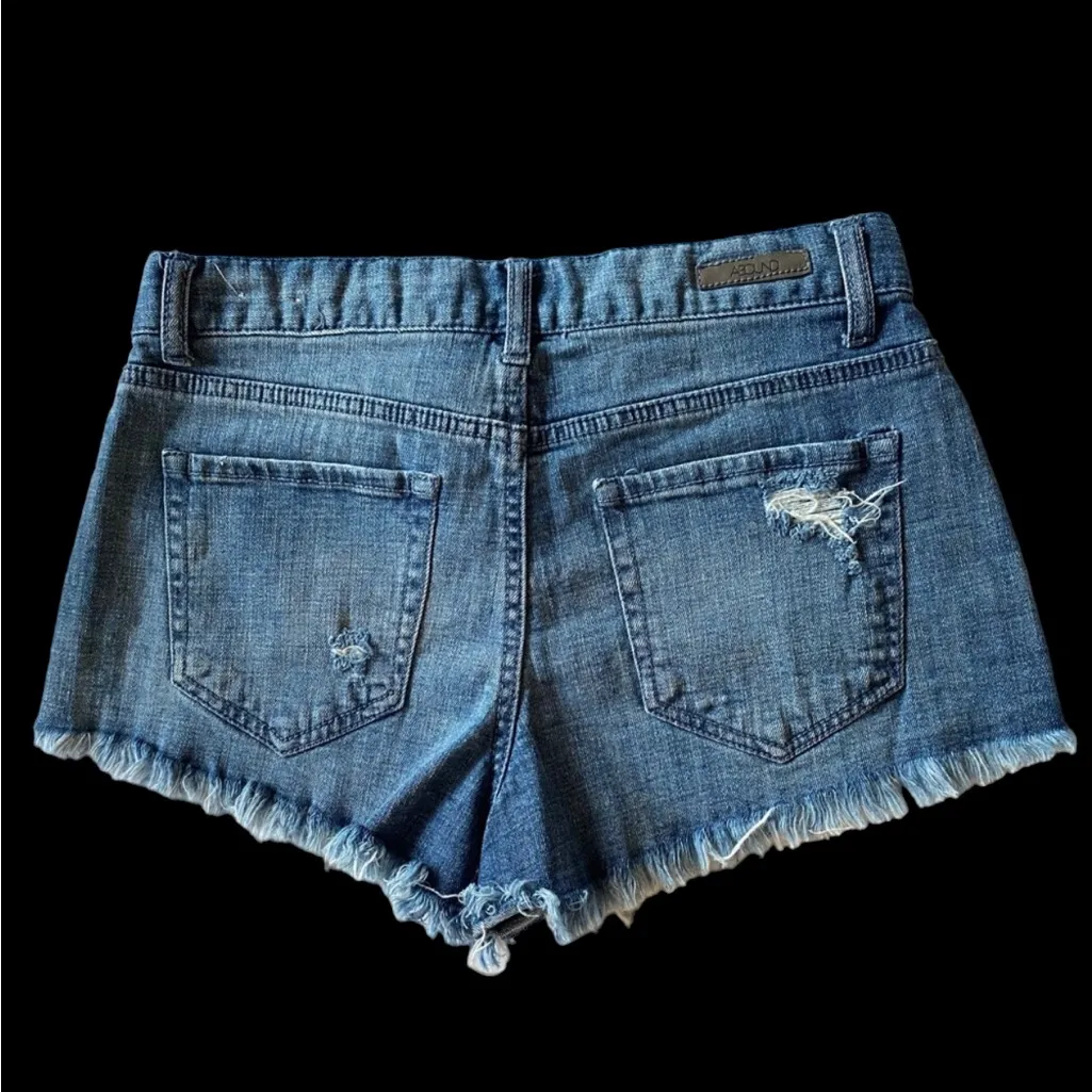 Abound Denim‎ Mini Shorts Size 27 - Image 4
