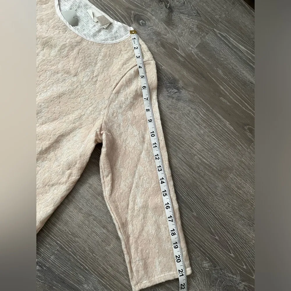 Chicos Sz 1 (Medium) Dusty Rose Tianna Textured Lace Top 3/4 Sleeve Blouse NWT - Image 3