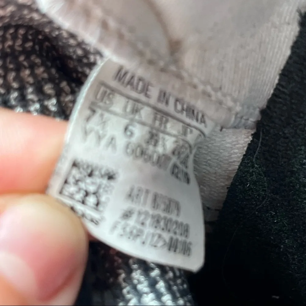 ADIDAS ULTRABOOST Shoes - Image 7