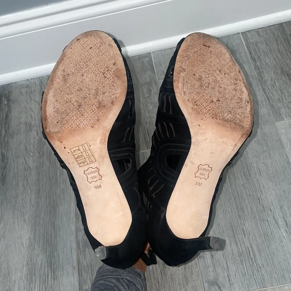 TORY BURCH Leyla Laser-Cut Suede Ankle Boots size 9 - Image 8