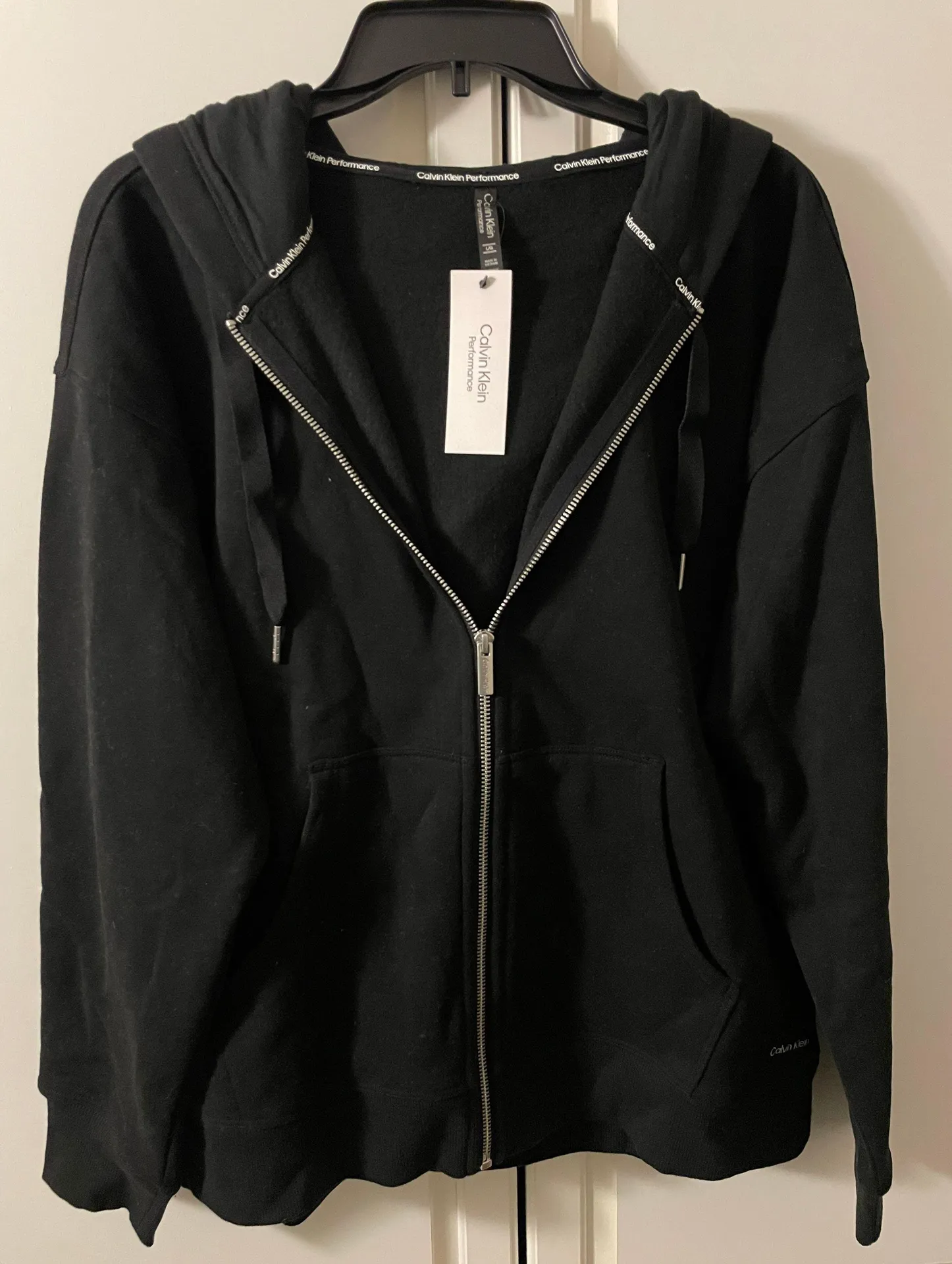 NWT  Women's Performance Long Sleeve Zip Up Hoodie - Image 2