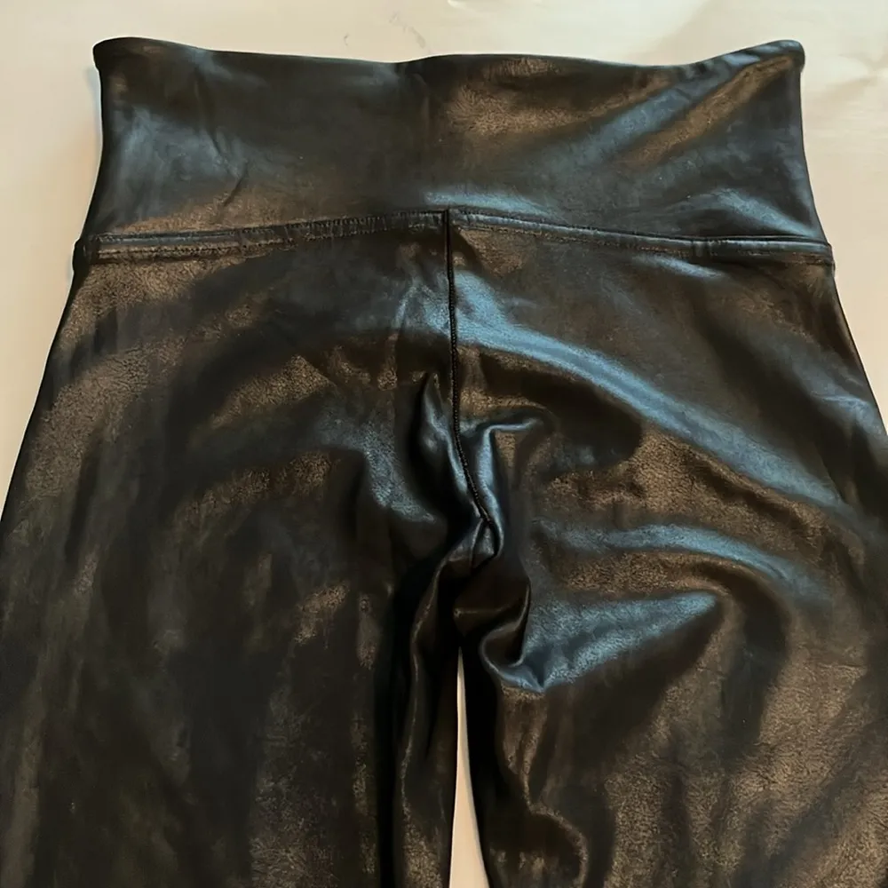 Spanx Faux Leather Moto Style Pull On Size S/P - Image 13