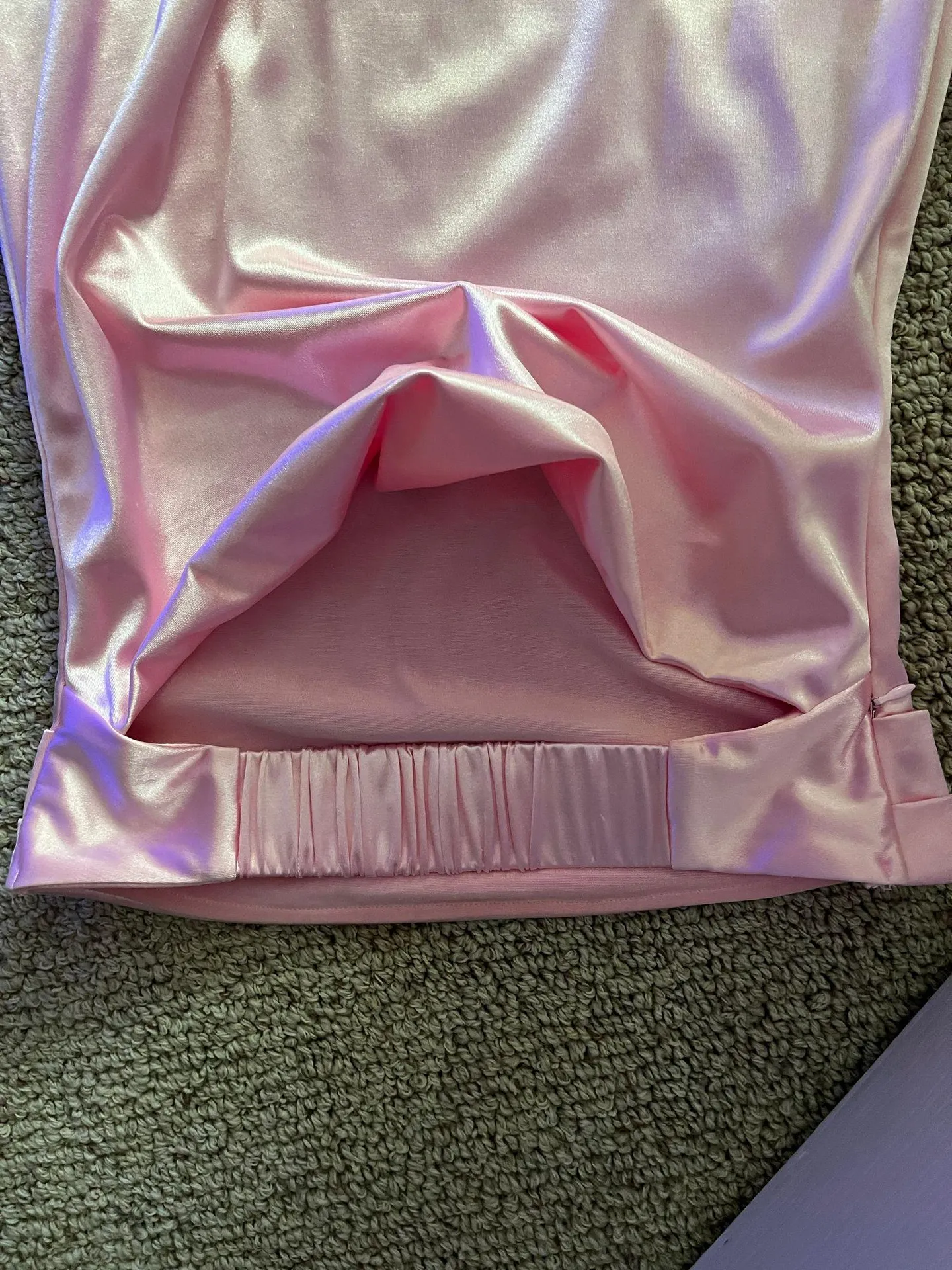 Maxi baby pink satin dress - Image 8