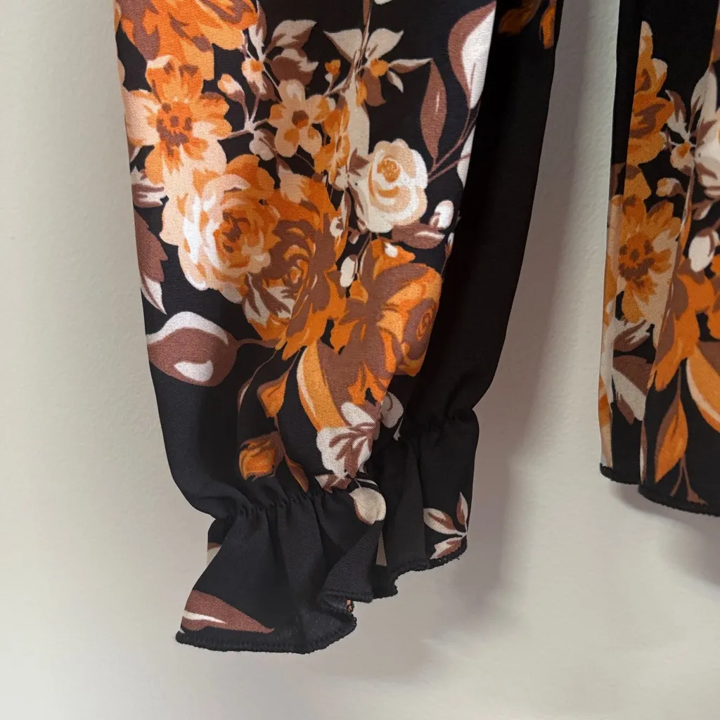 SHEIN Black and Orange Floral Top - Image 4