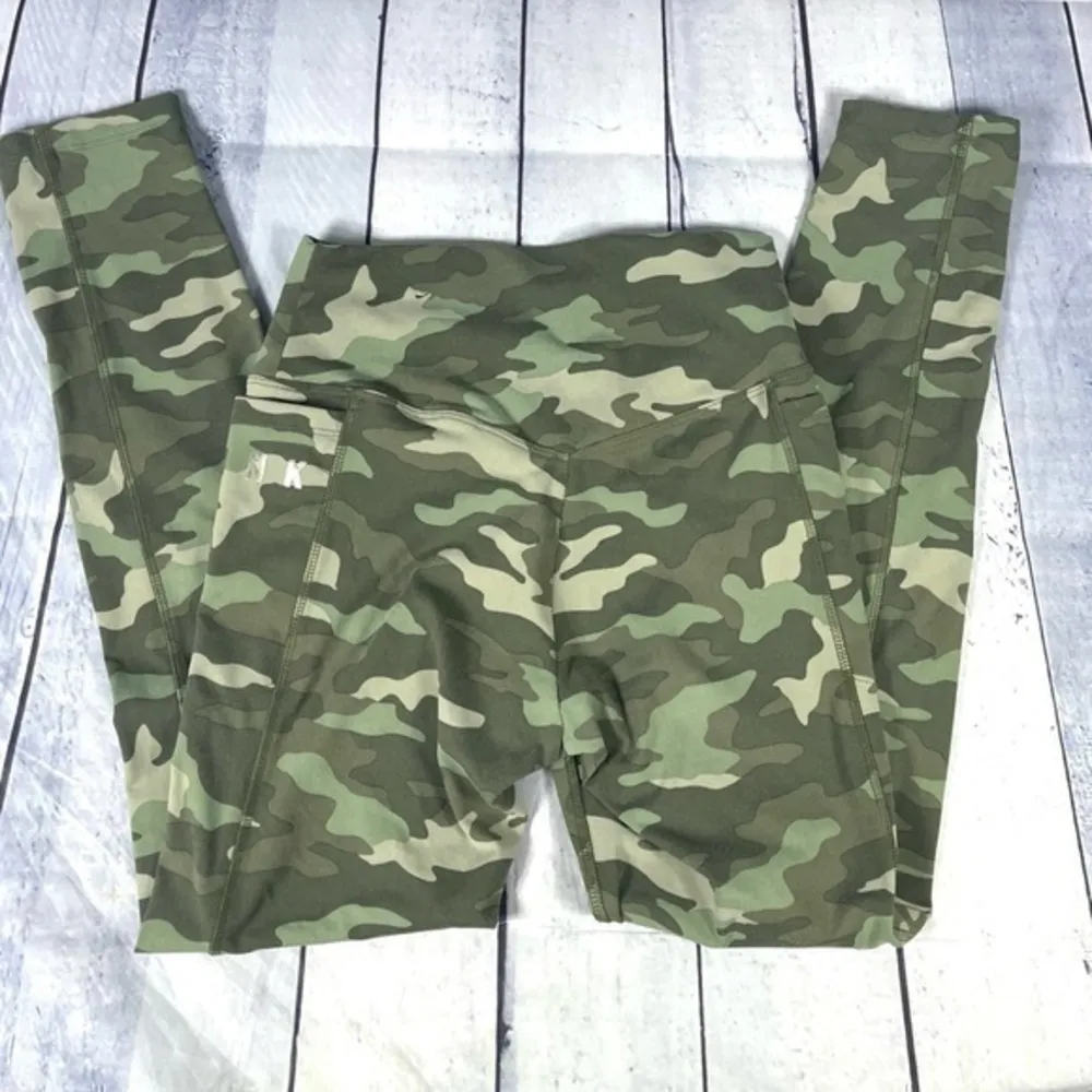 Pink Victoria Secret Ultimate leggings size XS - Image 2