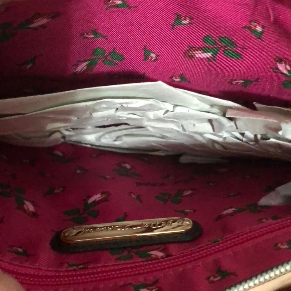 Betsey Johnson Spinner bag - Image 4