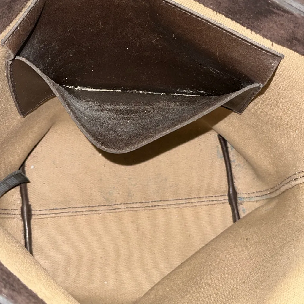 Madewell Essential Bucket Tote - Image 7