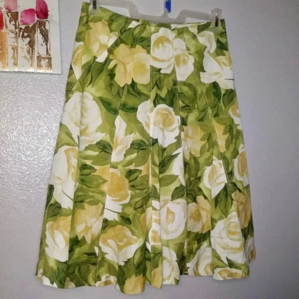 Premise a-line green yellow floral full office midi skirt - Image 4