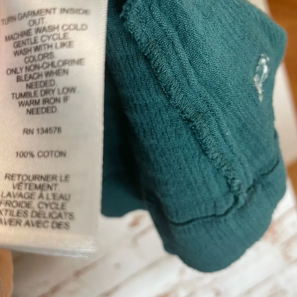 Vineyard Vines Emerald Blouse - Image 3