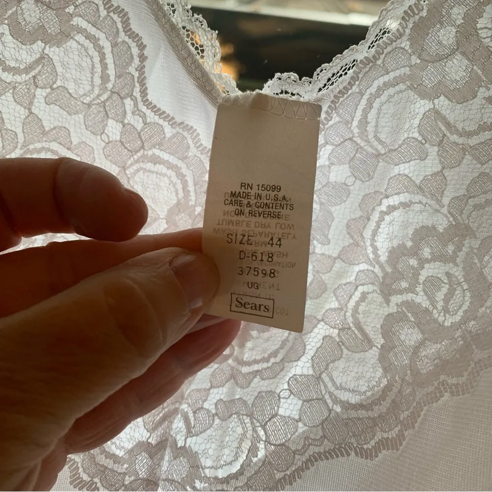 Vintage Sears Size 44 XXL White Lacey Lingerie Top Coquette Cottagecore - Image 3