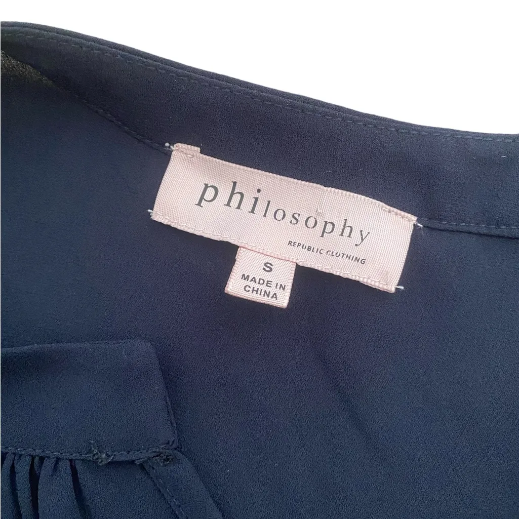 Philosophy Blue Cap Sleeve Pleated Blouse - Image 4