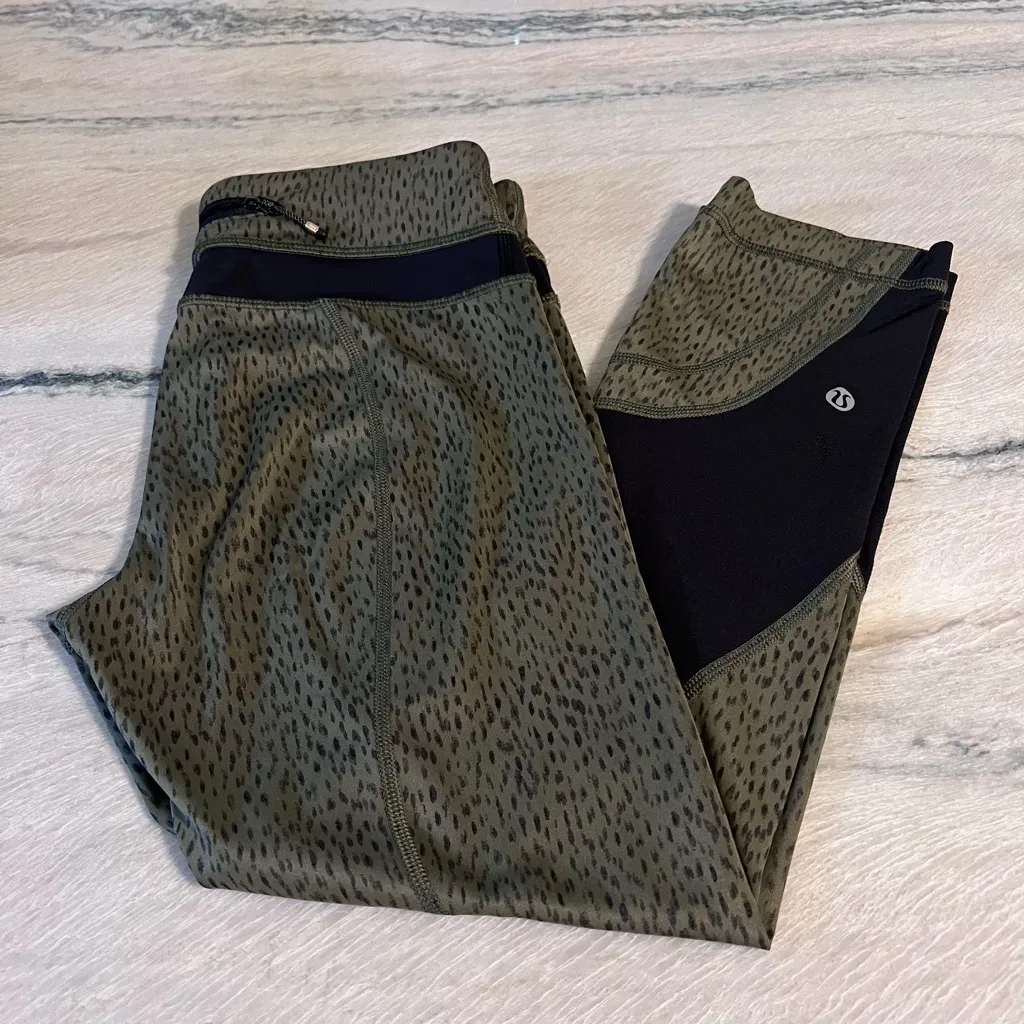 Lululemon Run: Inspire Crop II *Full-On Luxtreme (Mesh) - Image 4