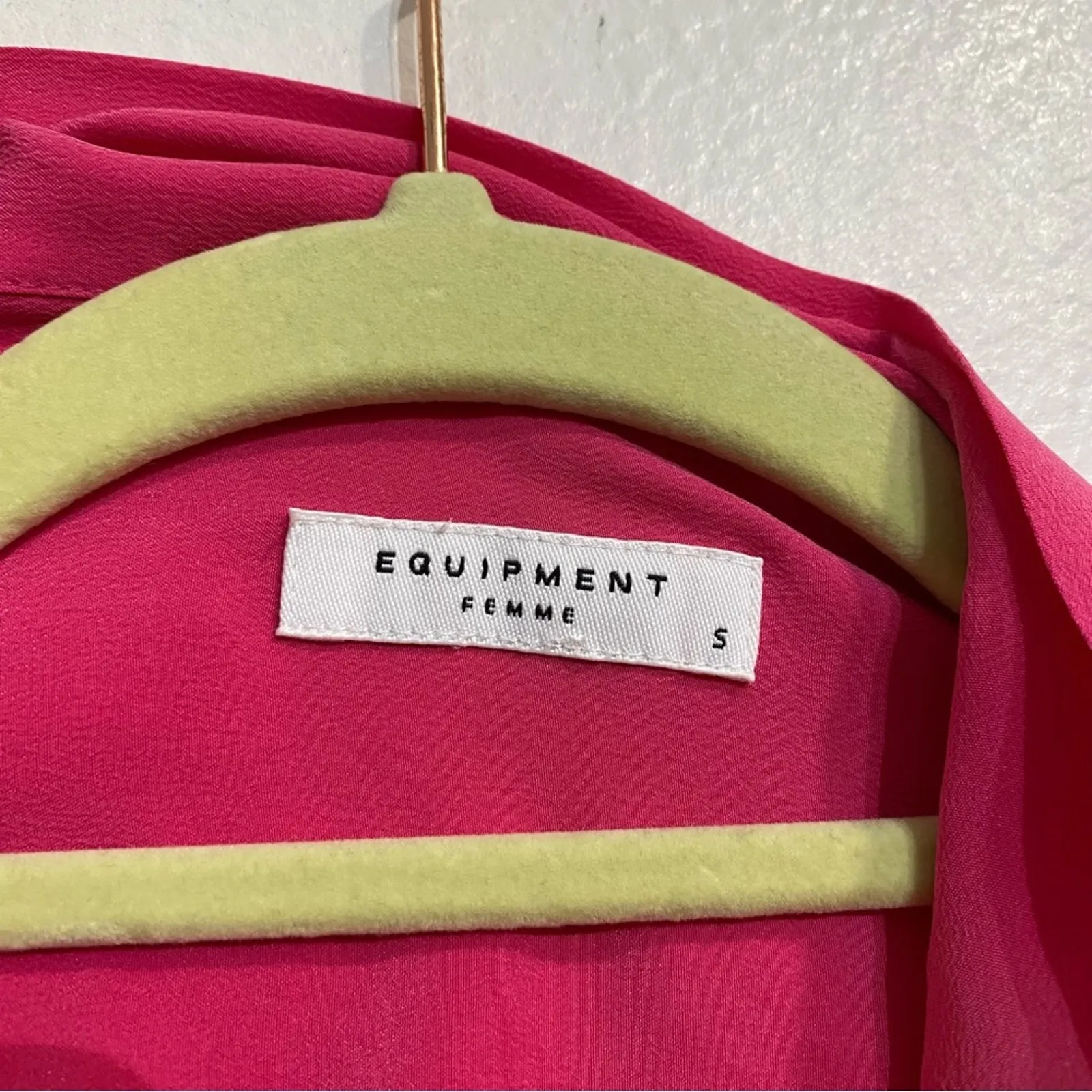 Equipment Femme Pink Neck Scarf Button Down Sz S - Image 6