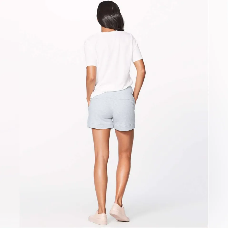 Rare Lululemon 2017 Retired Edition Warm Down Short (4”) Heathered Vapor | Sz 4 - Image 2