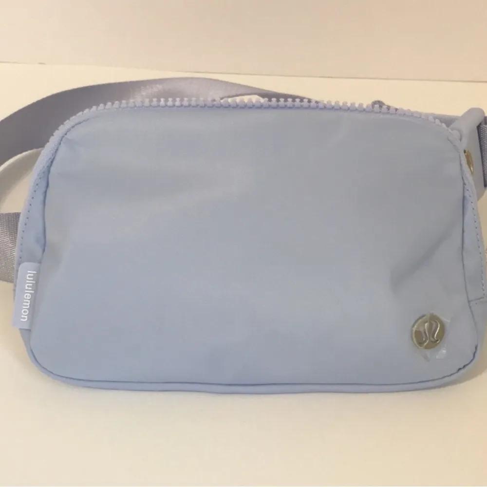 Lululemon Pastel Blue Everywhere Belt Bag 1L - Image 2