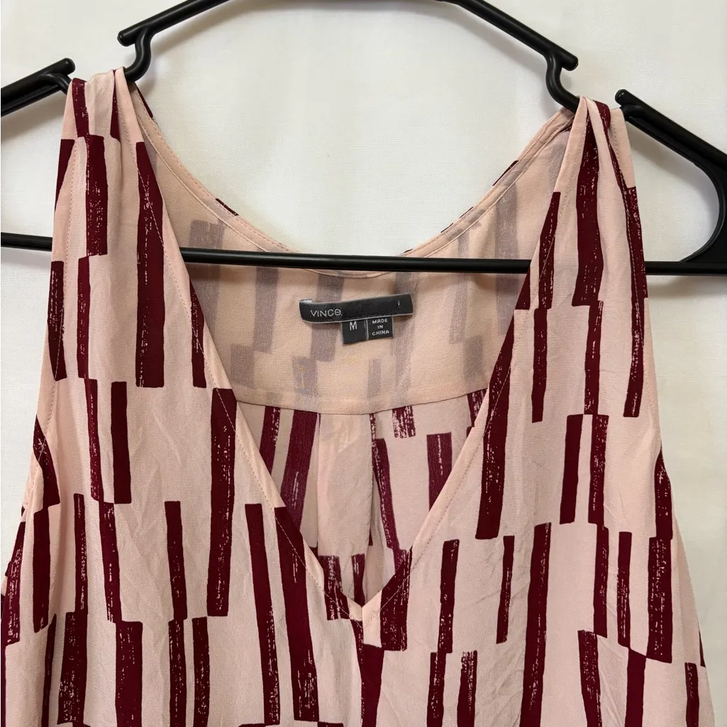 Vince‎ Silk Geometric Print Tank Size Medium - Image 2