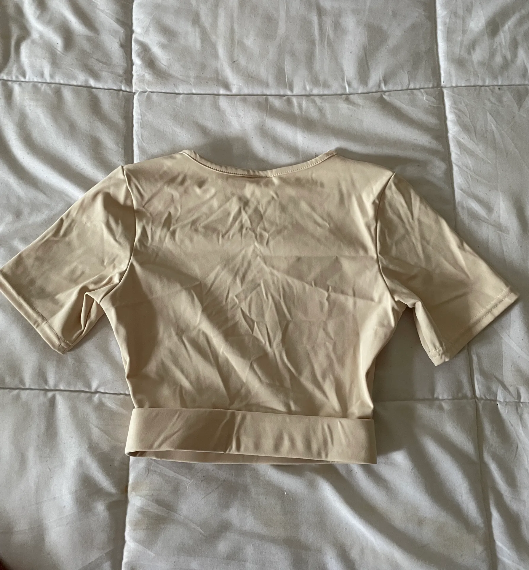 Pretty Little Thing workout top - Image 2