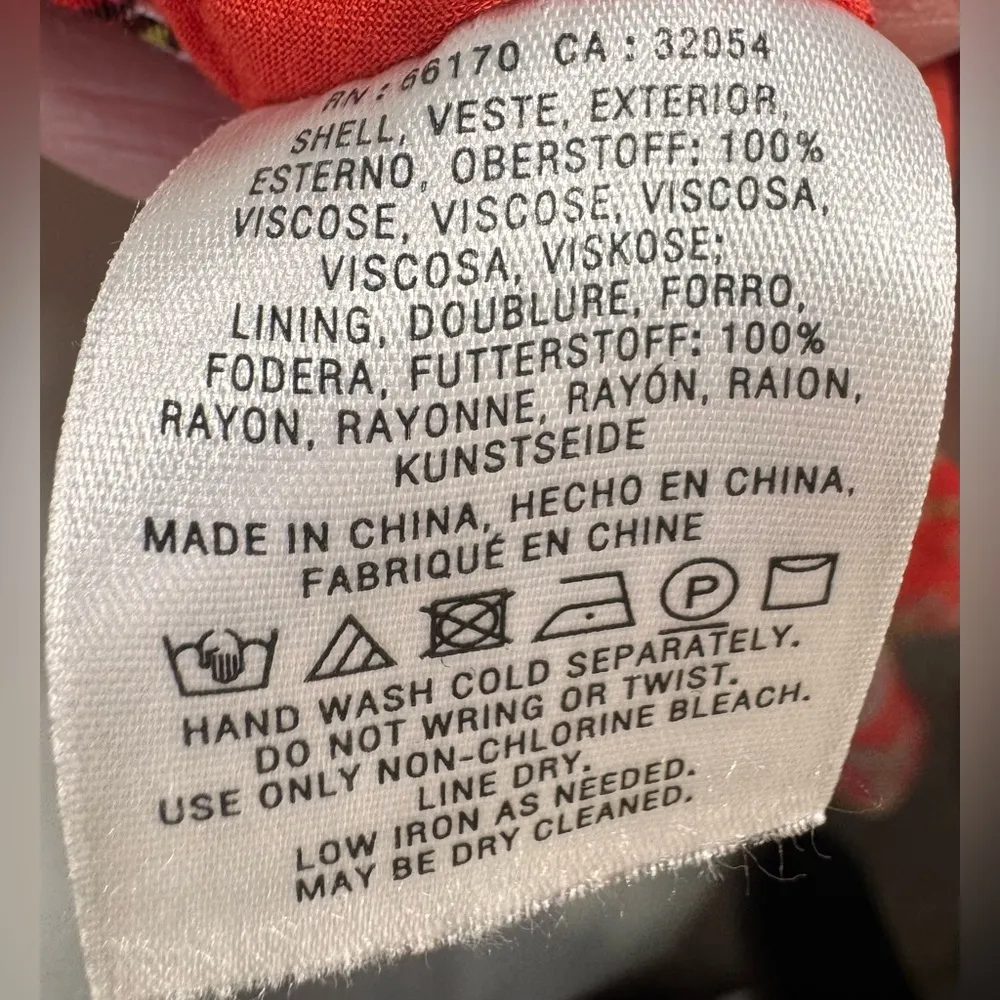 Anthropologie Manon Flare Pants in Red Motif- size 2 - Image 7