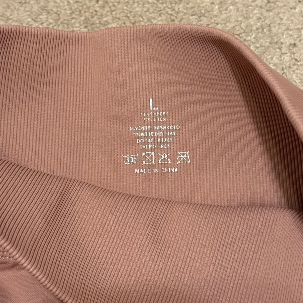 NATURYL By Niykee Heaton Leggings Size Large Pink Peony Sculpt - Image 4