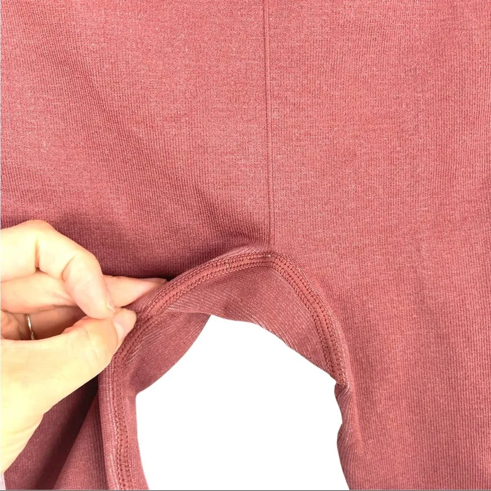 Fabletics High Waisted Seamless Colorblock Legging - Image 11