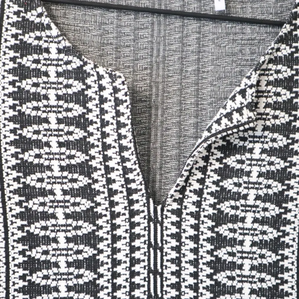 Three Dots  Abstract Dress - Image 5