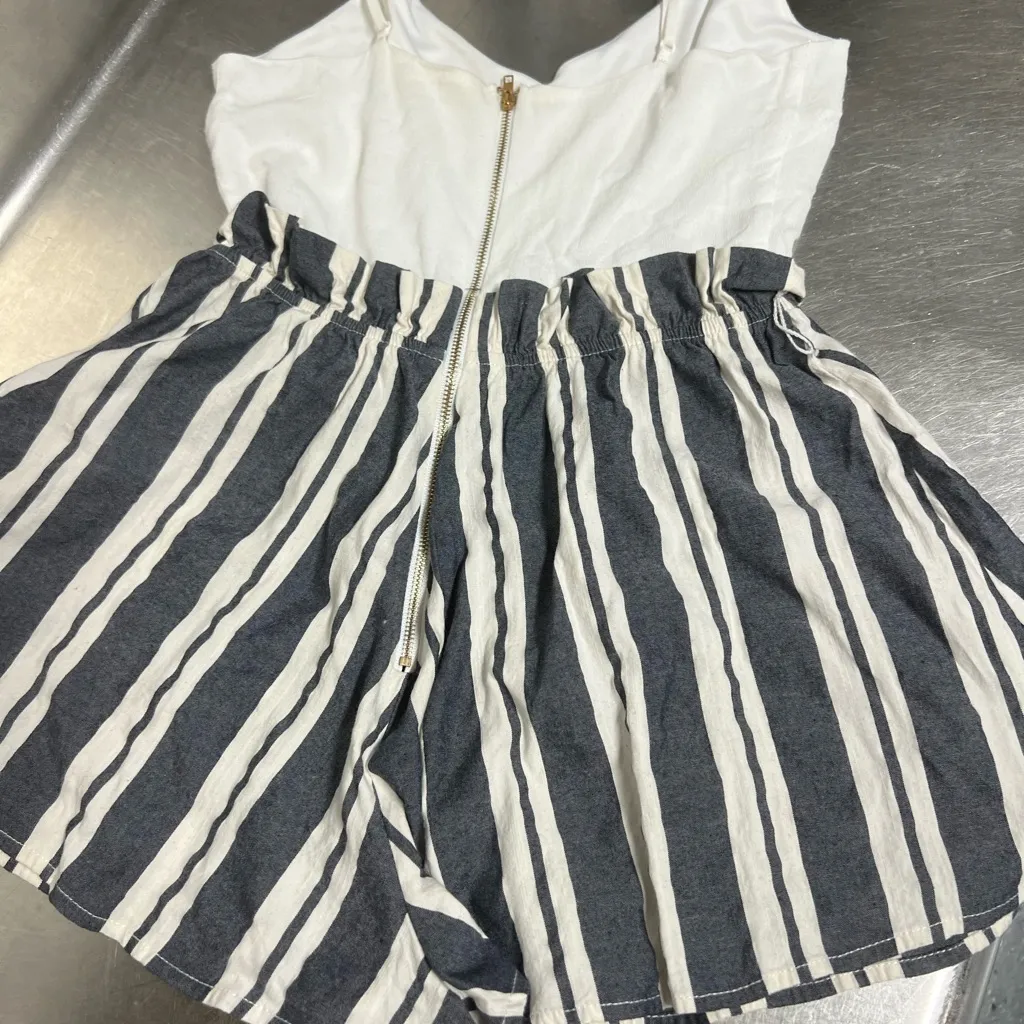 Altar'd State White and Blue Striped Romper - Size Small - GUC - Image 4
