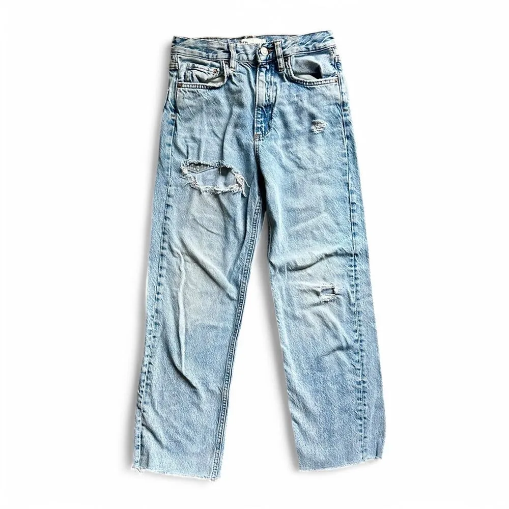 Zara Pepper Mom Jeans Distressed Light Wash High Rise Straight Leg Size 2 - Image 2