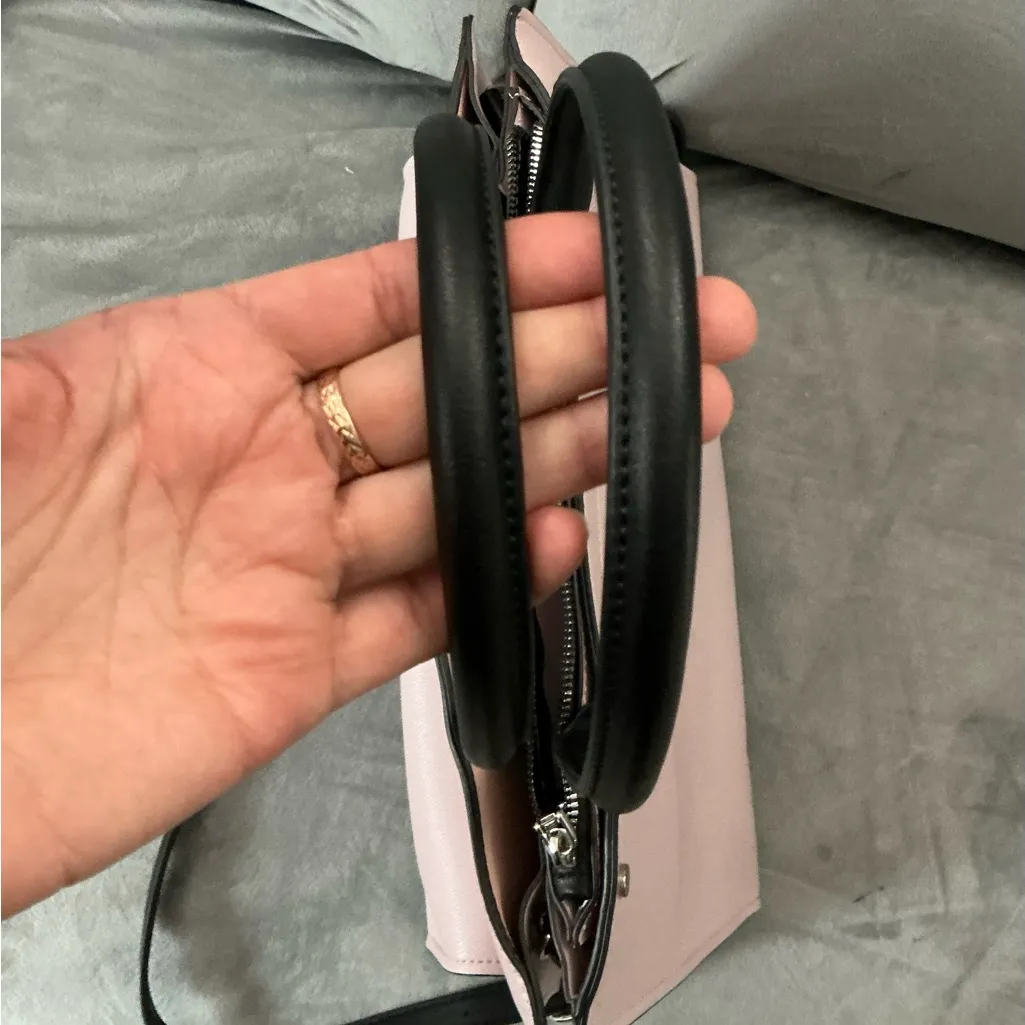 Nice ELEGANT SPACIOUS tote 🌷🌷 Pink - Image 10