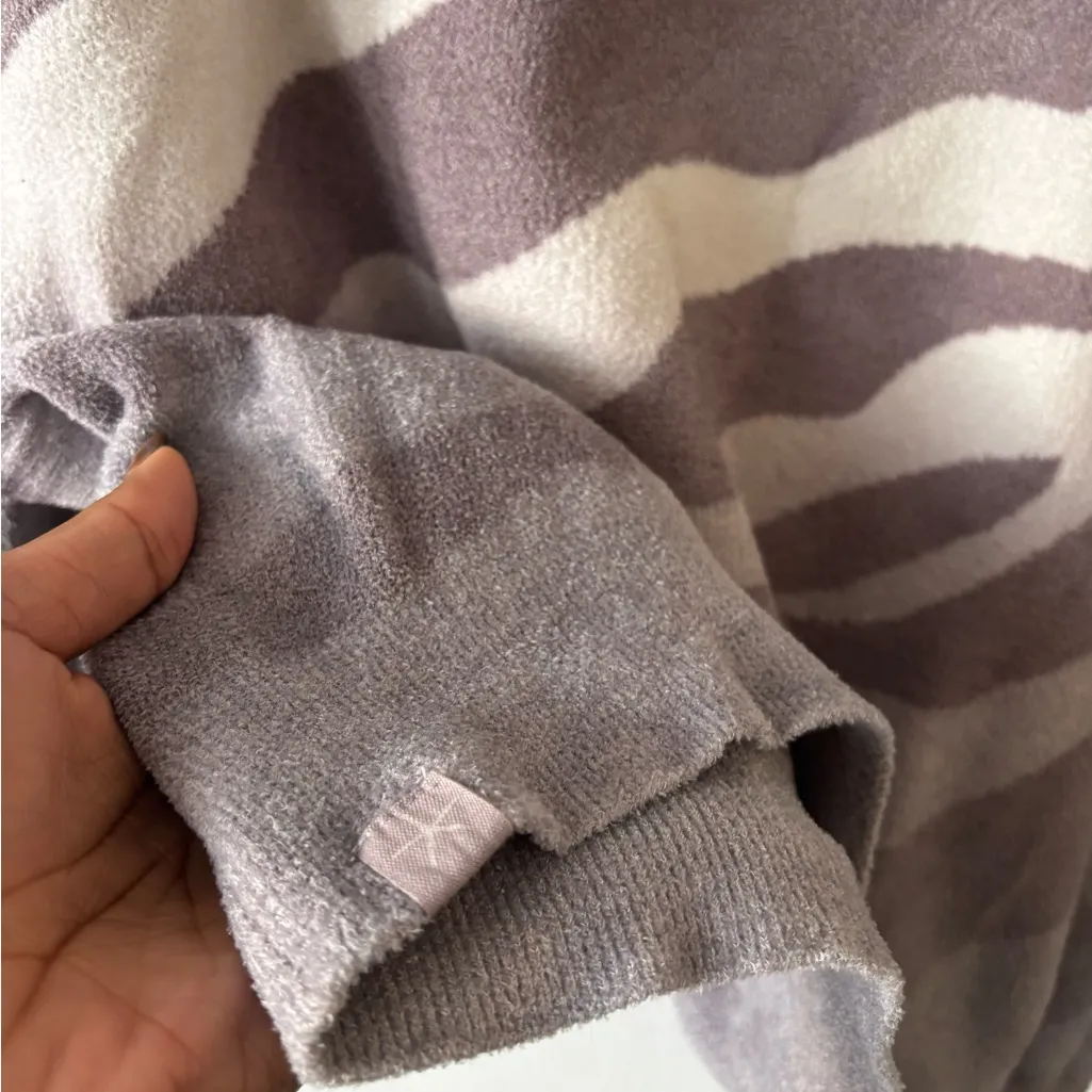 Barefoot Dreams Ombré Zebra Print Sweater Purple Lilac Size M - Image 7