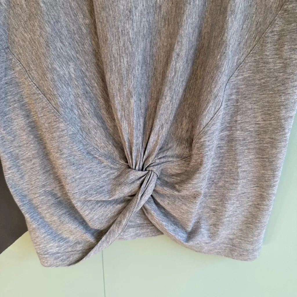 Lululemon Crescent Tank, Heathered Vapor (Gray), Size 2, EUC - Image 4