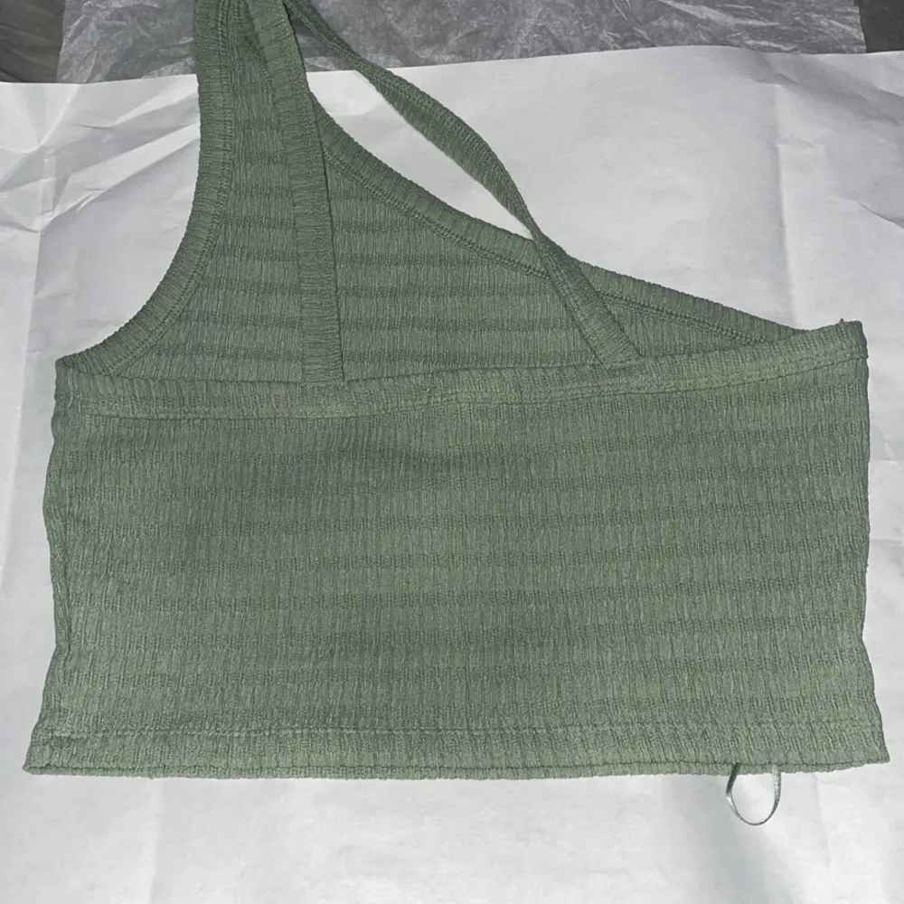 Green One-Shoulder Top - Image 2