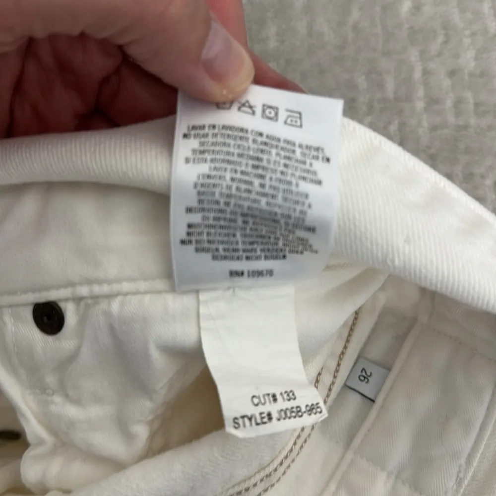 Jean Atelier Flip Straight Leg Jeans in White Sand distressed button fly Size 26 - Image 11