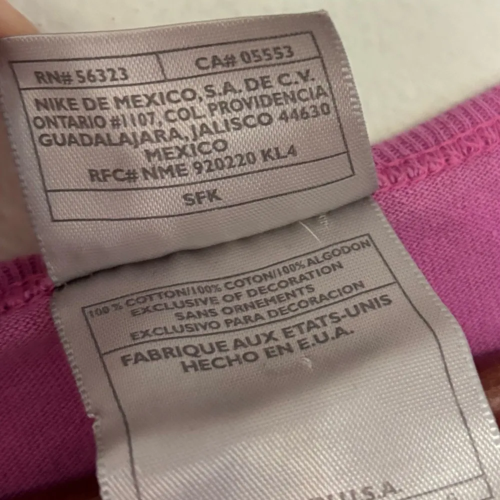 Nike Vintage Silver Tag 2000s Y2K Pink Spellout Logo Front Letters Women's Tee L - Image 5