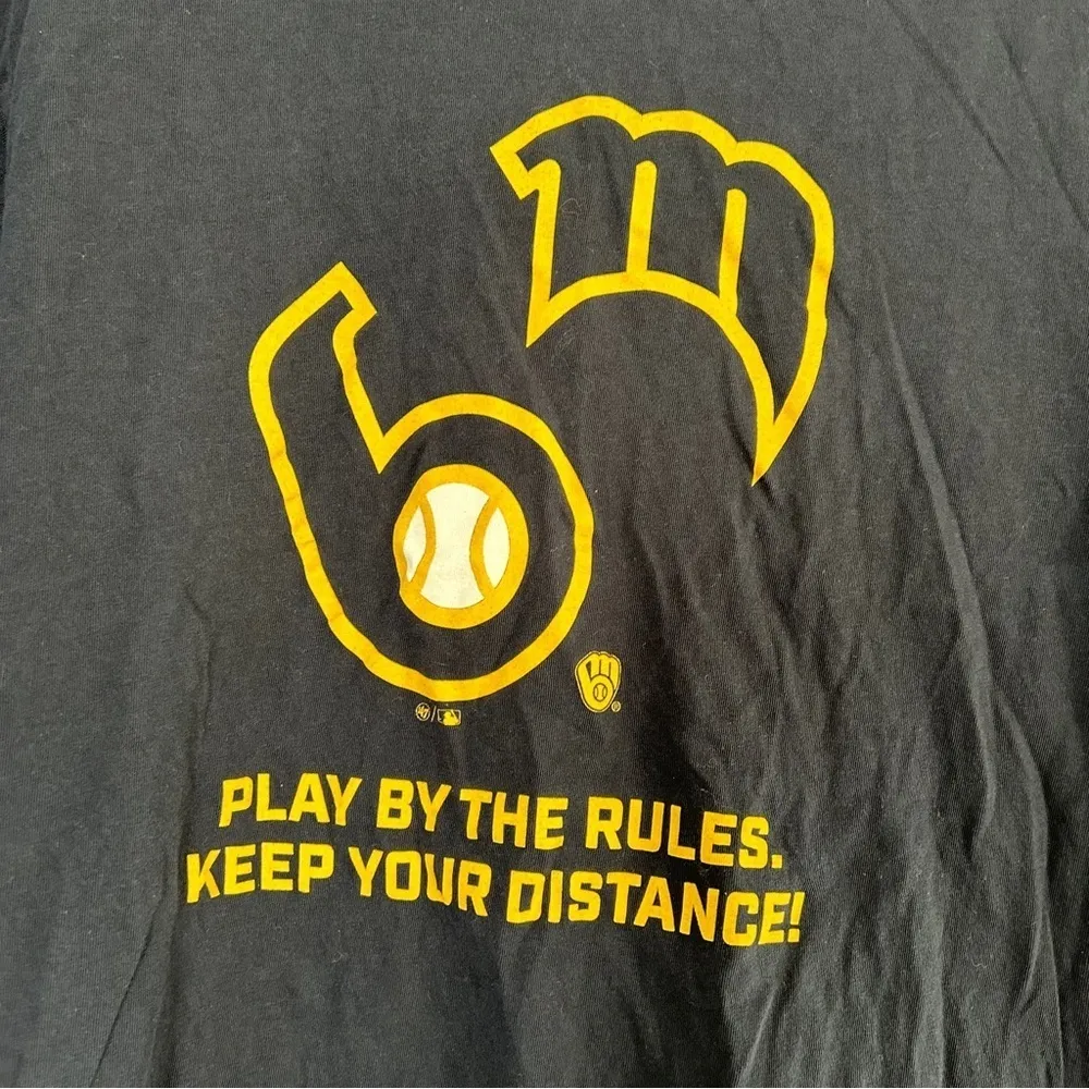 47 Blue Yellow Milwaukee Brewers Baseball Short Sleeve Tee T-Shirt Sporty Large - Image 3