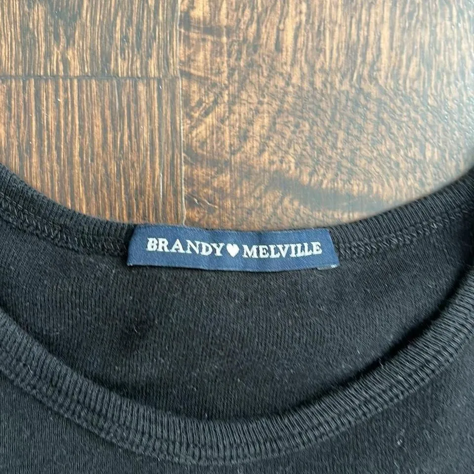 Brandy Melville Embroidered Baby Tee‎ - Image 3
