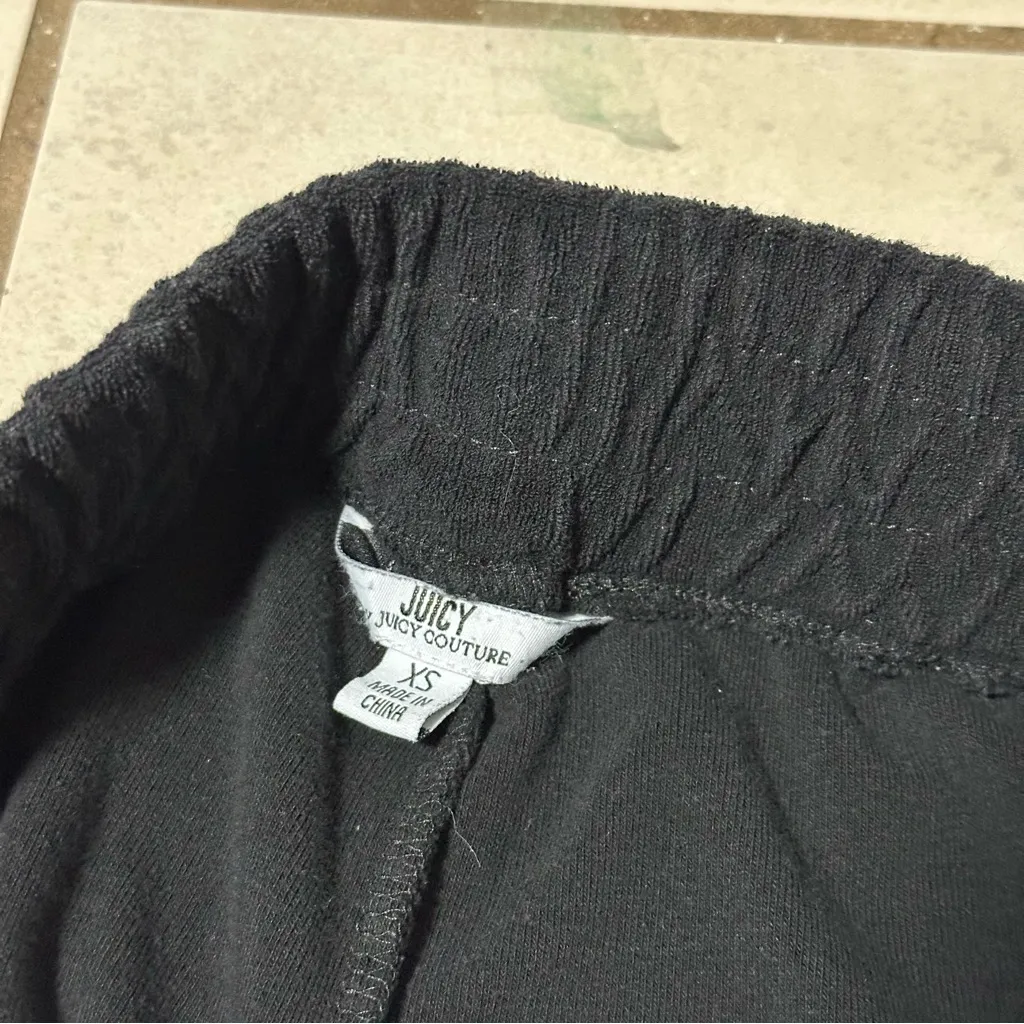 Juicy Couture Women Velour Black Velvet Shorts Elastic Waist size XS - Image 5