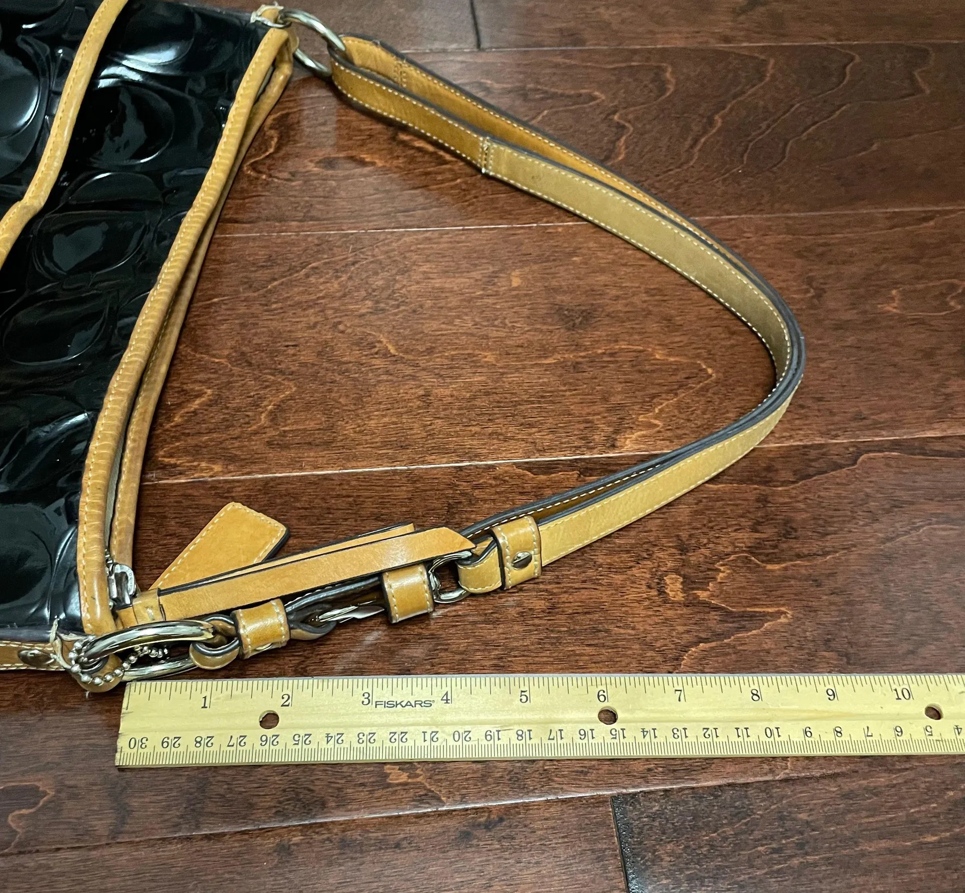 Peyton F20022 Patent Leather Black Embossed Purse Adjustable Strap - Image 16