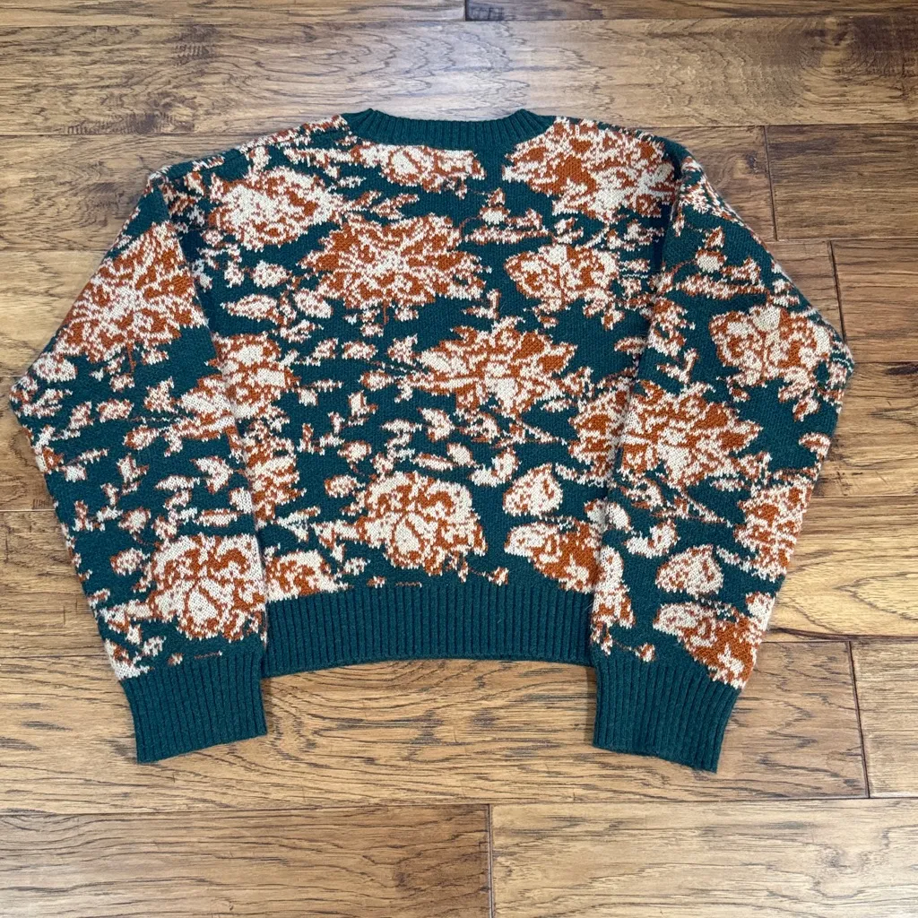 Lost + Wander Rosetta Pullover Sweater size M/L - Image 6