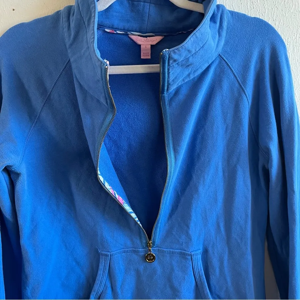 Lilly Pulitzer Popover Solid Blue Half Zip Sweatshirt w/Kangaroo Pocket Sz S EUC - Image 2