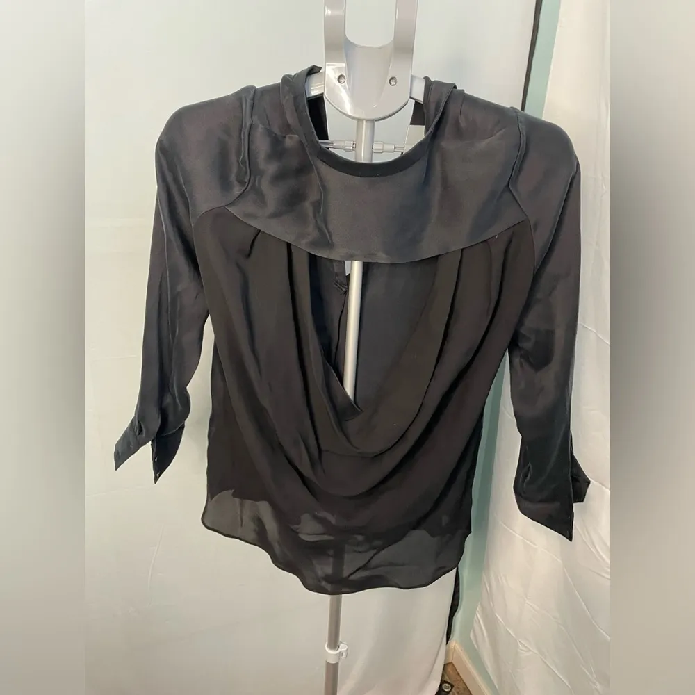 Alice + Olivia‎ AIR black blouse size 4 - Image 4