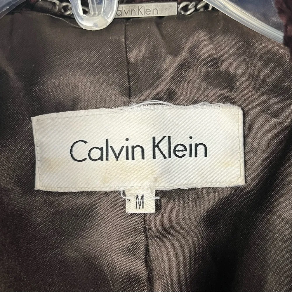 CALVIN KLEIN Burgundy Textured Lined Trench Coat, Size Medium - Image 3