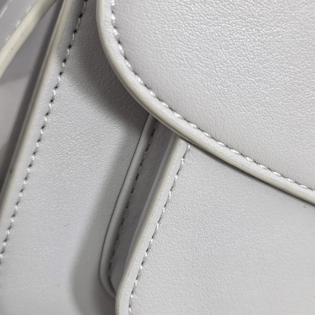 Pixie Mood  Light Gray‎ Crossbody Bag. Size 10" - Image 3